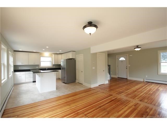 5Martin Terrace, Enfield, CT 06082