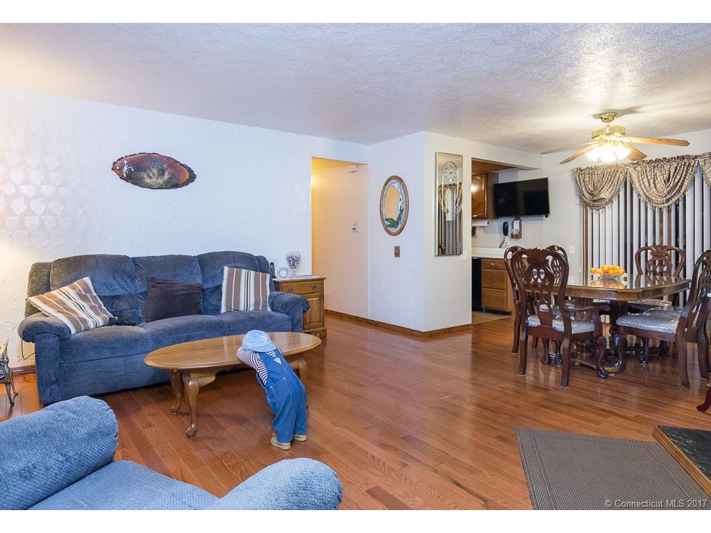 37 Arbor Rd, Enfield, CT 06082
