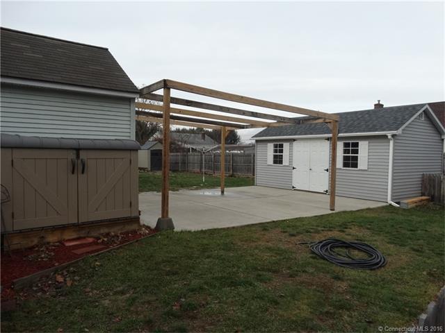 15 Montano Rd, Enfield, CT 06082