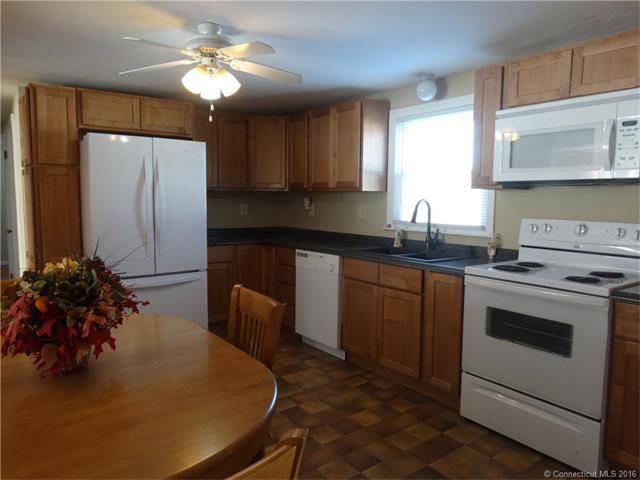 15 Montano Rd, Enfield, CT 06082