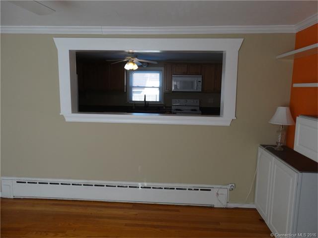 15 Montano Rd, Enfield, CT 06082