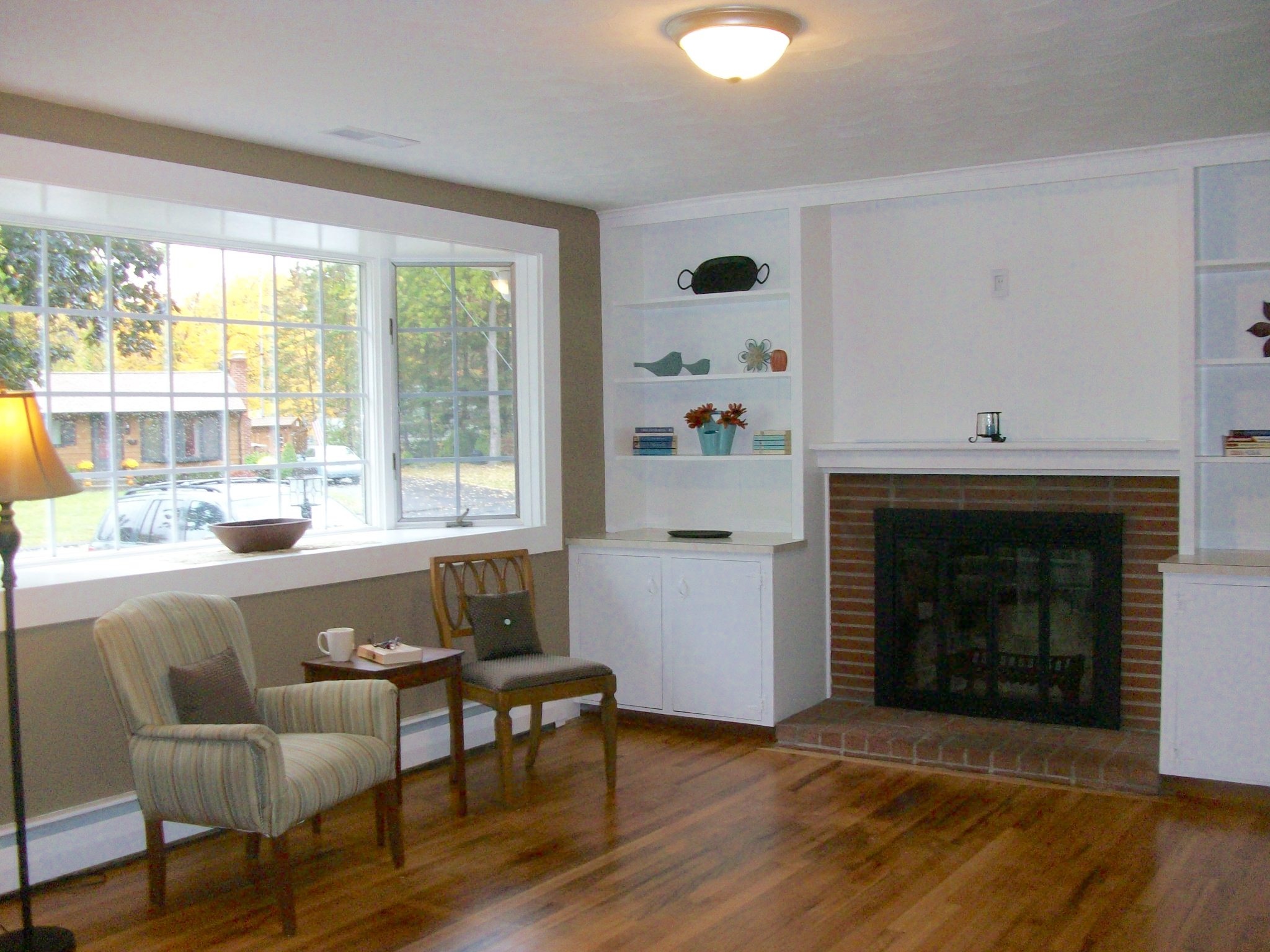 4 Carney Rd, Enfield, CT 06082