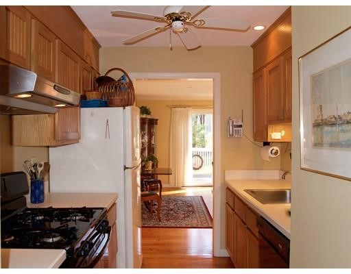 37 The Meadows, Enfield, CT 06082