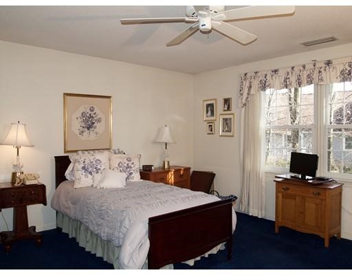 37 The Meadows, Enfield, CT 06082