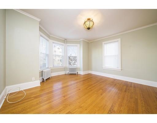144 Pearl St, Enfield, CT 06082