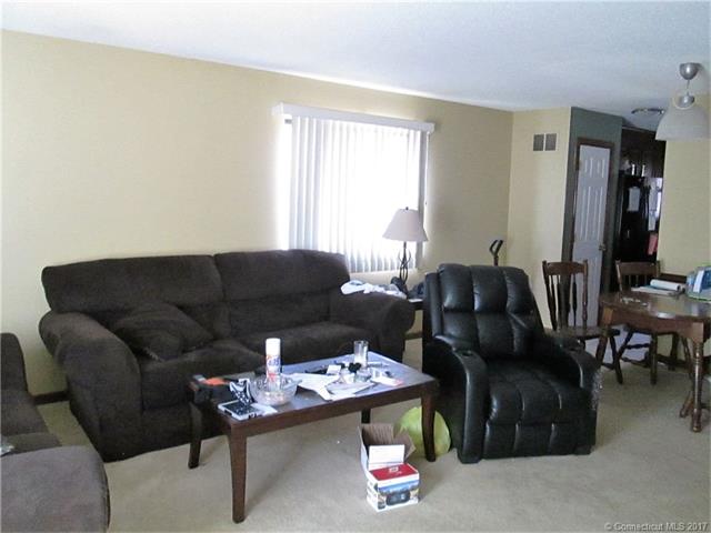 96Wynwood Dr #96, Enfield, CT 06082