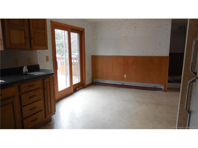 23 Arrow St, Enfield, CT 06082