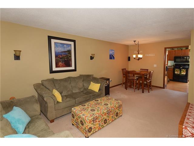 188Post Office Rd #4, Enfield, CT 06082