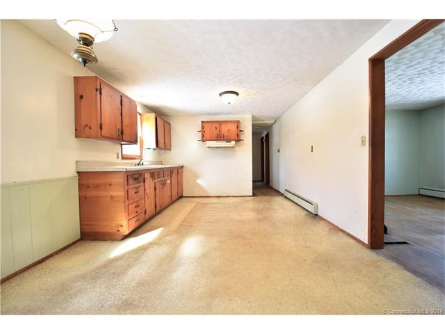 6 Shaft Dr, Enfield, CT 06082