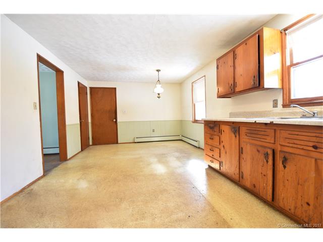 6 Shaft Dr, Enfield, CT 06082