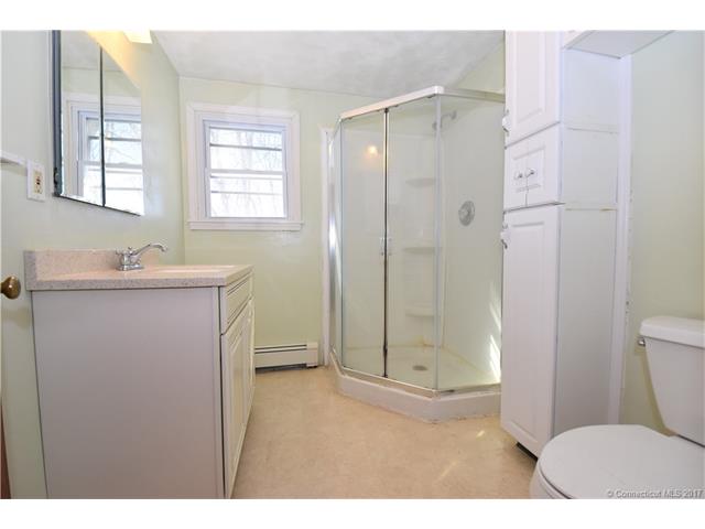 6 Shaft Dr, Enfield, CT 06082