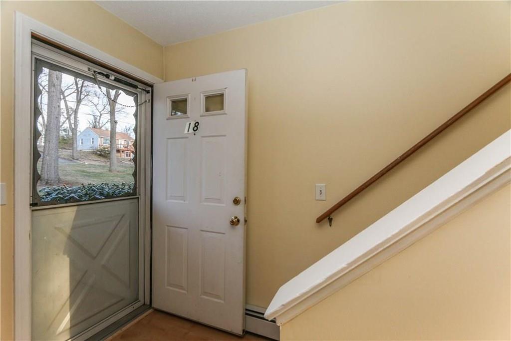 18 Cranberry Hollow, Enfield, CT 06082
