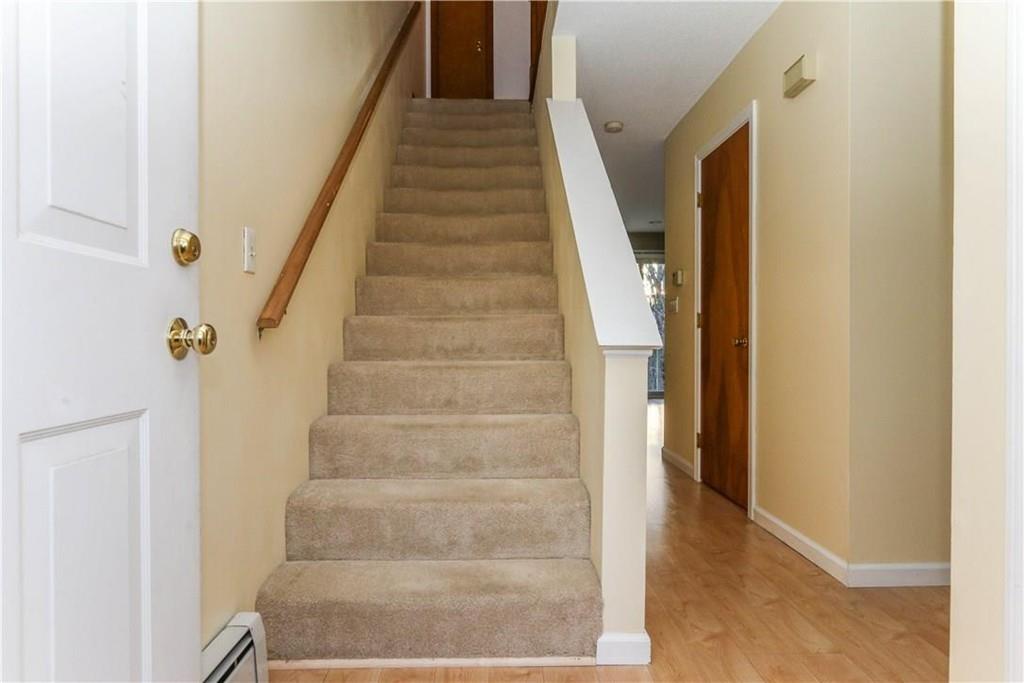 18 Cranberry Hollow, Enfield, CT 06082