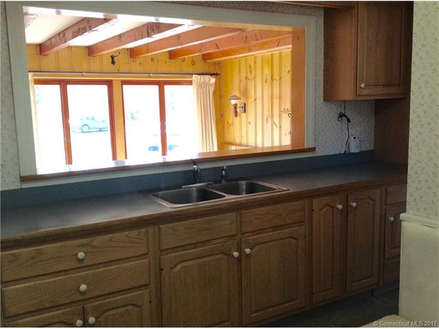 263 Brainard Rd, Enfield, CT 06082