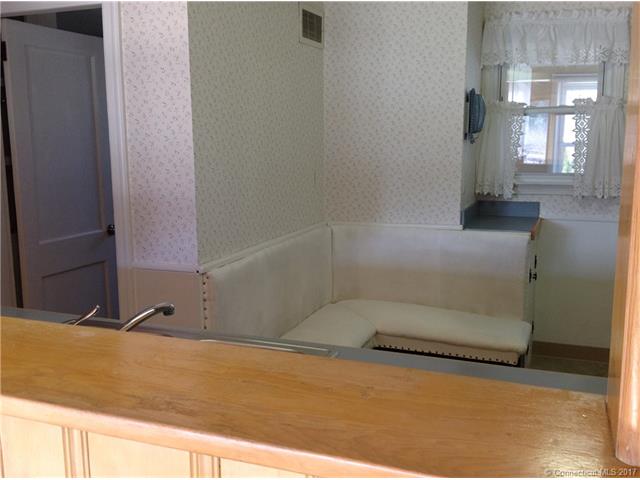 263 Brainard Rd, Enfield, CT 06082