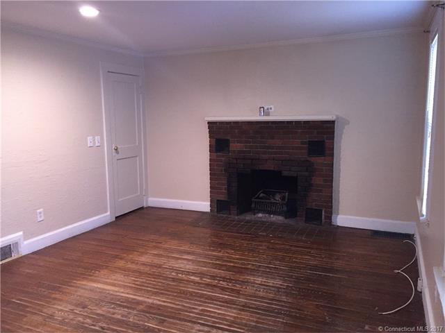 163 Elm St, Enfield, CT 06082