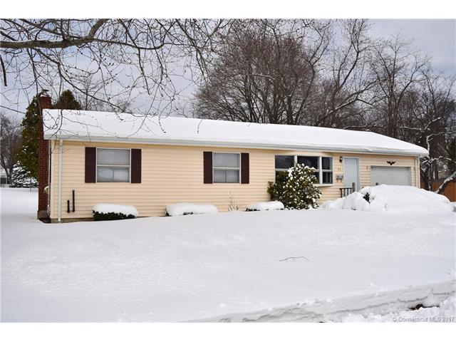 93 Green Manor Rd, Enfield, CT 06082