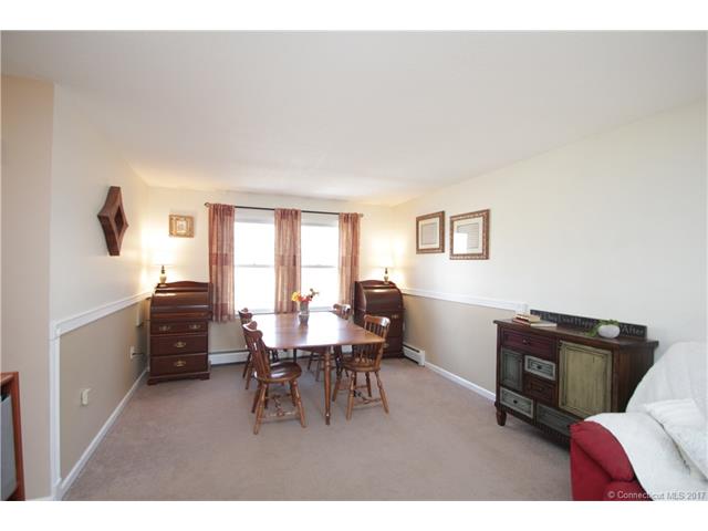 71Belmont Ave, Enfield, CT 06082