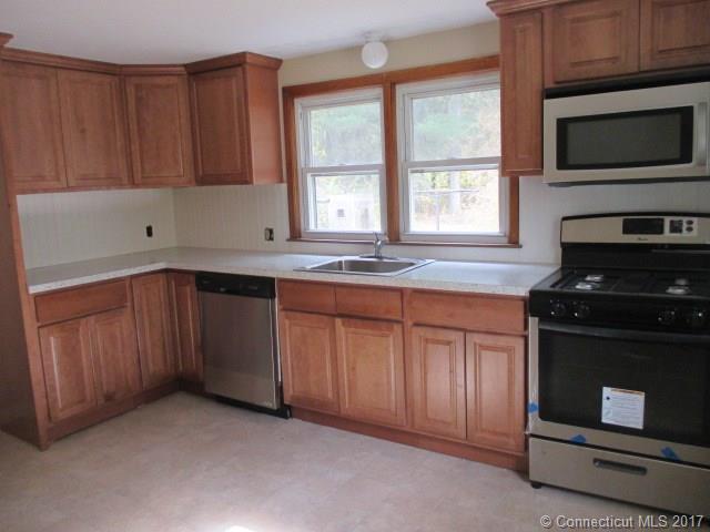 14 West Forrest, Enfield, CT 06082