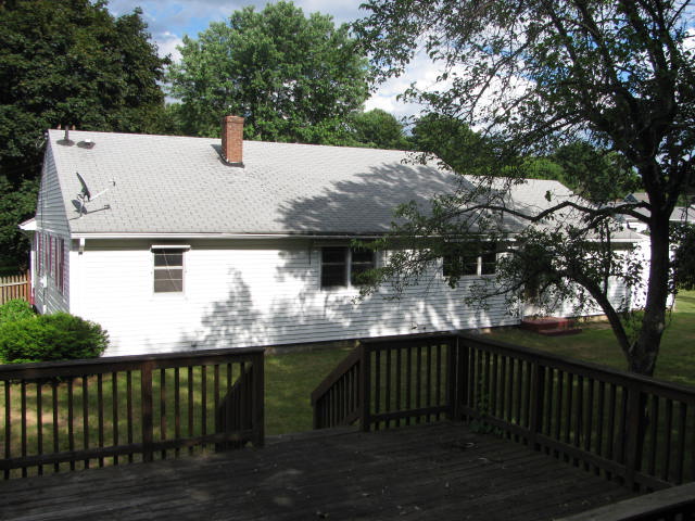17 Holiday LaneEnfield, CT, 06082Hartford County