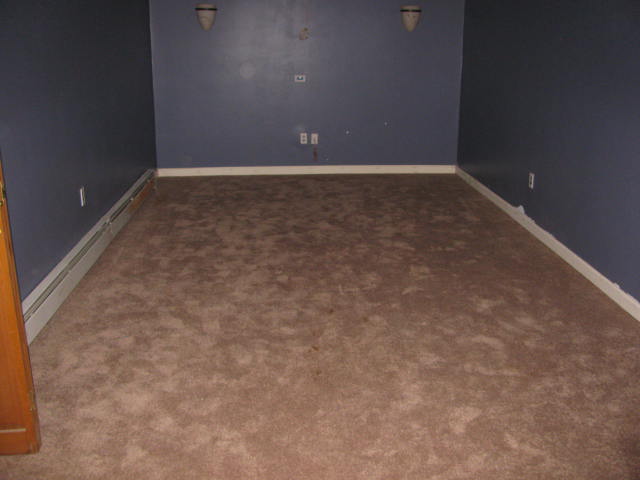 17 Holiday LaneEnfield, CT, 06082Hartford County