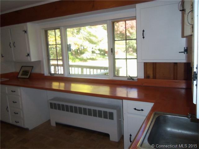 206Buff Cap Rd, Tolland, CT 06084