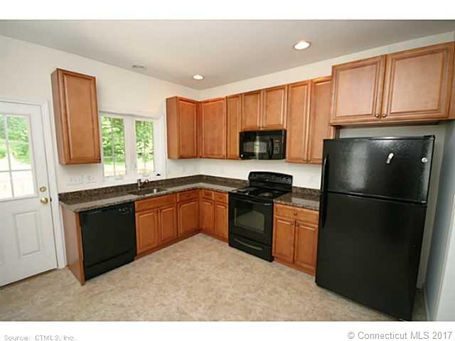 39 Belvedere Dr, Tolland, CT 06084