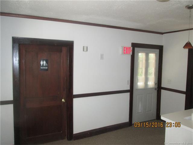 143 Bridge St, E Windsor, CT 06088