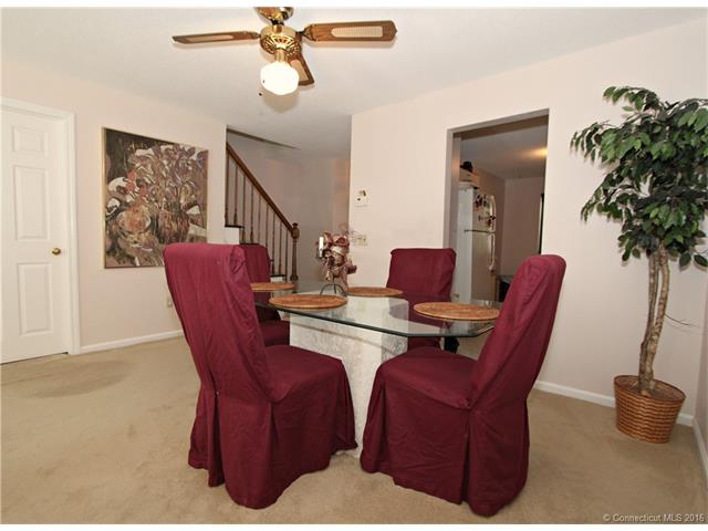 112 Greenwoods Ln, E Windsor, CT 06088