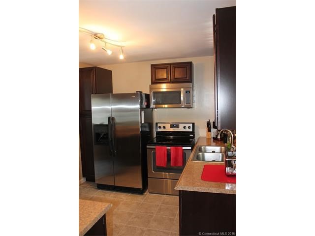 10Winton Rd, E Windsor, CT 06088