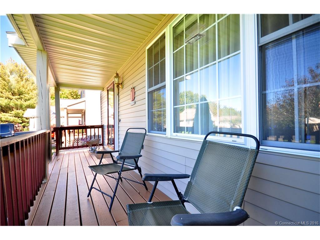 1206 Meadowview Dr, E Windsor, CT 06088