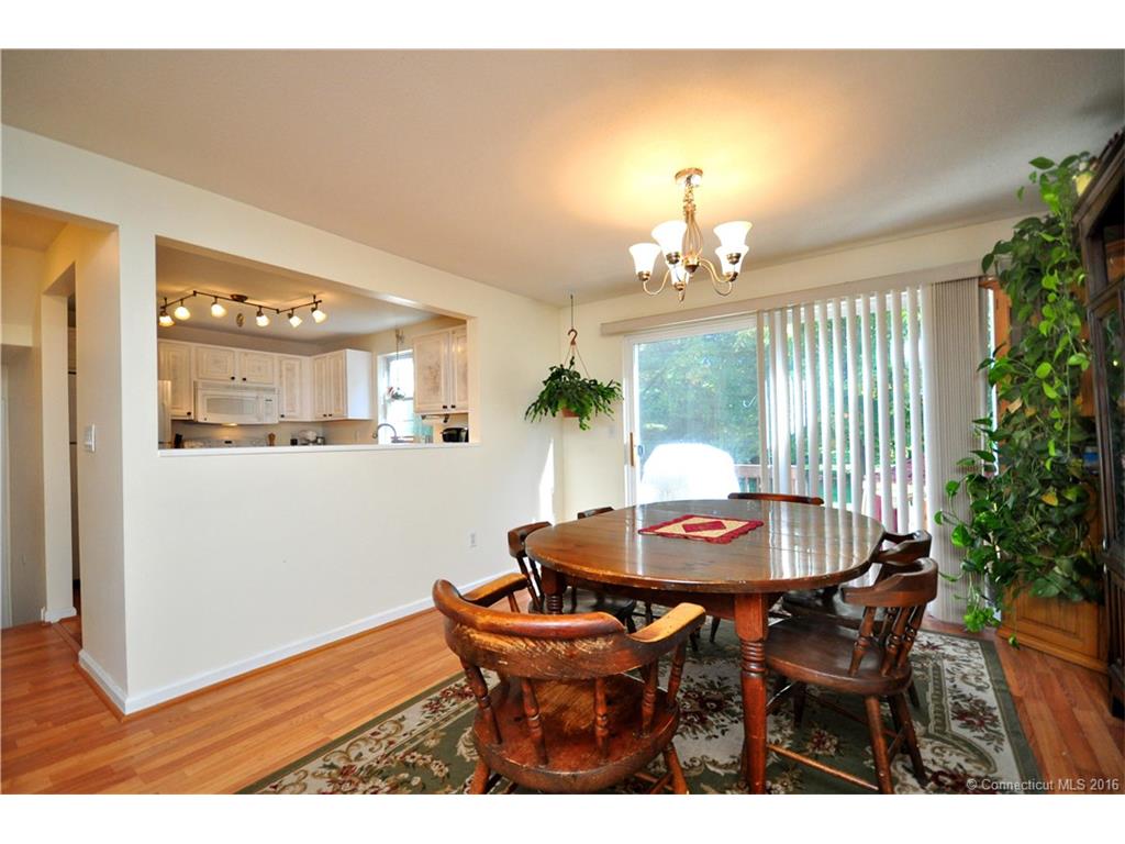 1206 Meadowview Dr, E Windsor, CT 06088