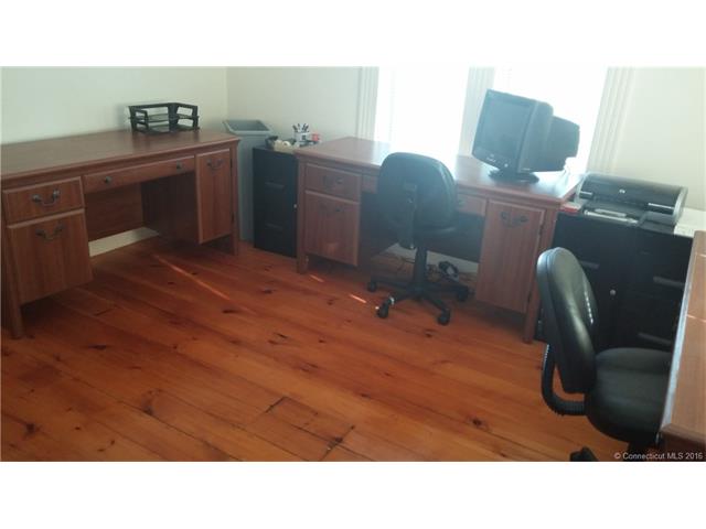 6 Spring St, Windsor, CT 06095