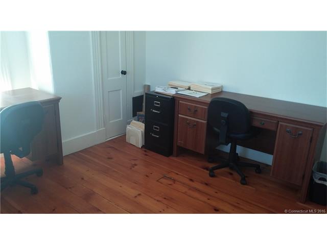 6 Spring St, Windsor, CT 06095