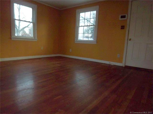 99 Midian Ave, Windsor, CT 06095