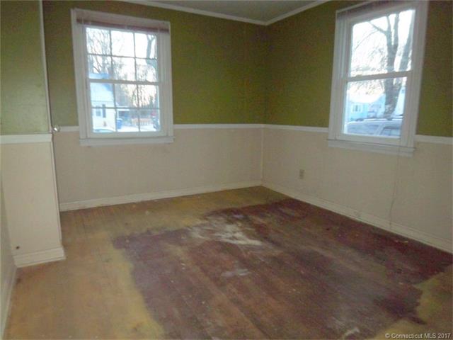 99 Midian Ave, Windsor, CT 06095