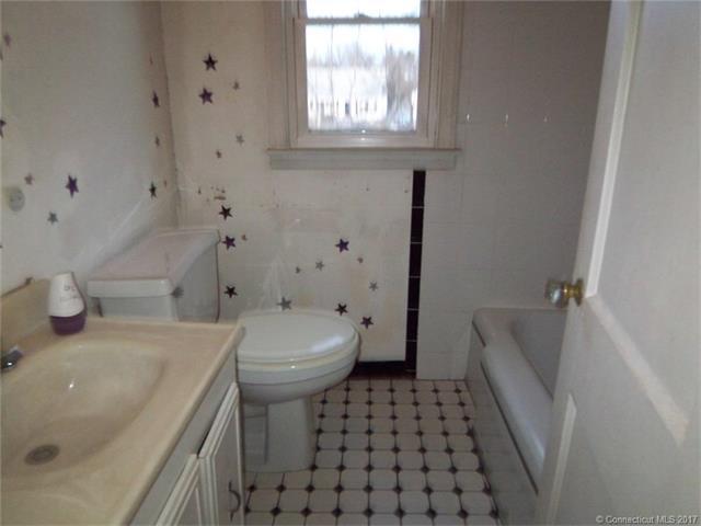 99 Midian Ave, Windsor, CT 06095