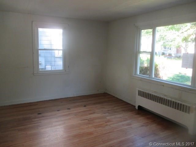 100Lovell Ave, Windsor, CT 06095