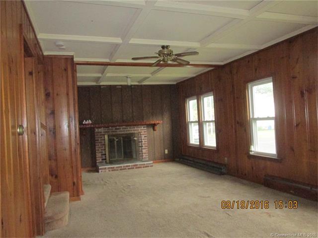 33 Midian Ave, Windsor, CT 06095