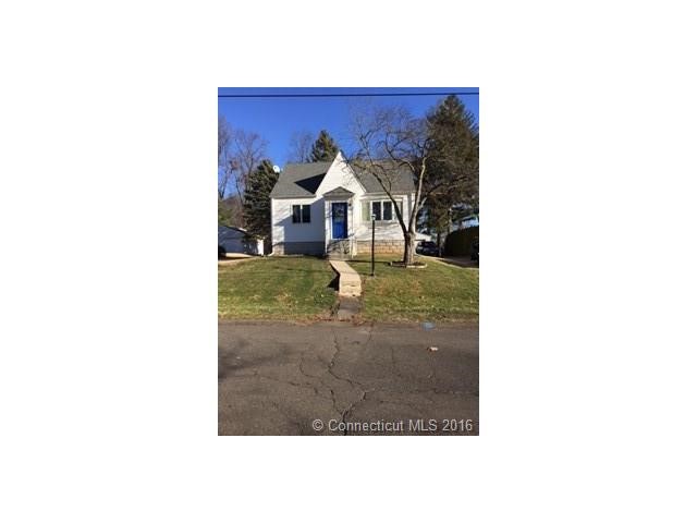 28Woodland St, Windsor, CT 06095