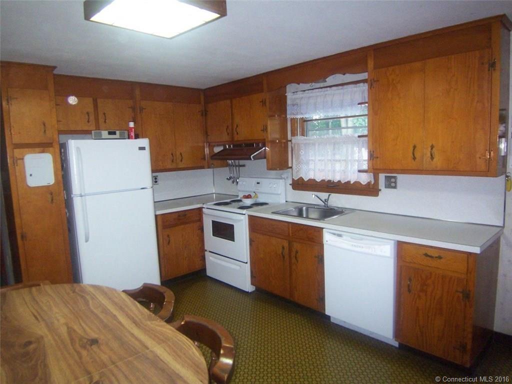 78 Columbia Rd, Windsor, CT 06095