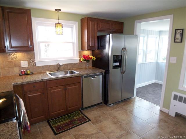 104 Colton St, Windsor, CT 06095