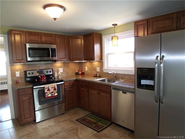 104 Colton St, Windsor, CT 06095