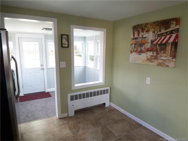 104 Colton St, Windsor, CT 06095