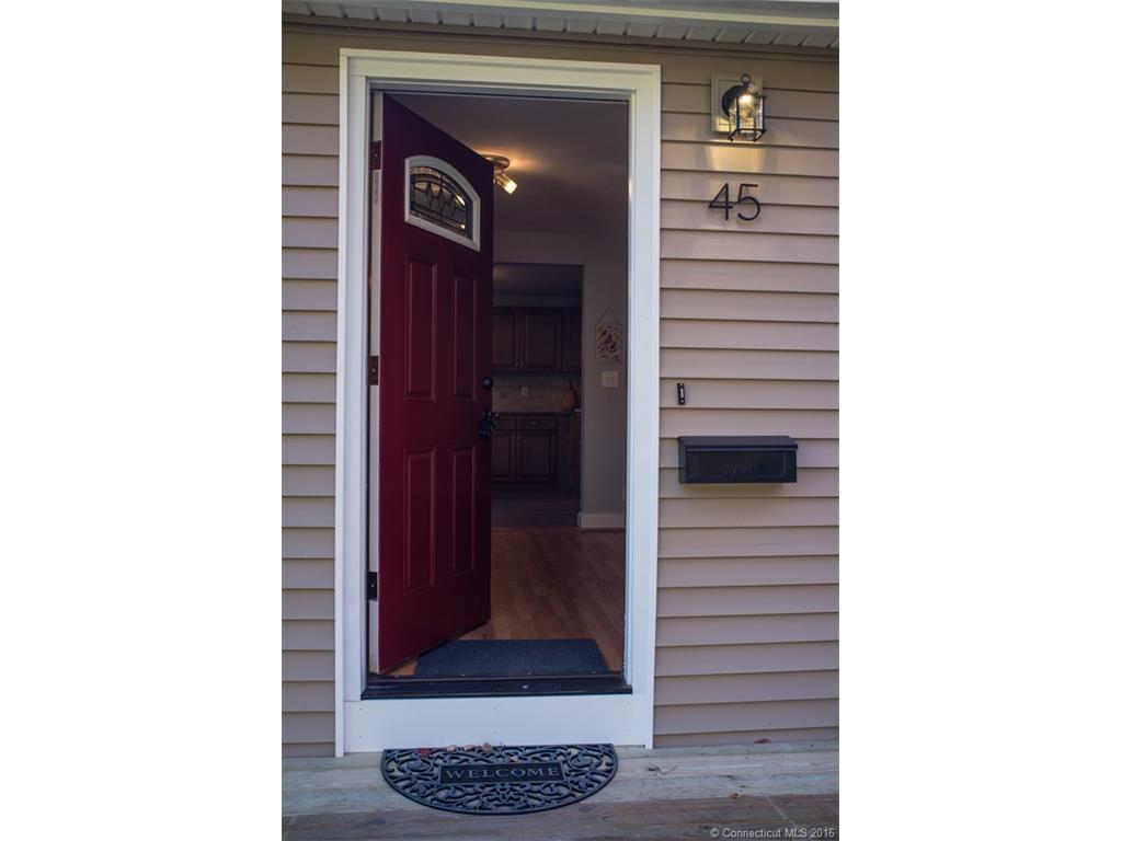 45 White Rock Dr, Windsor, CT 06095