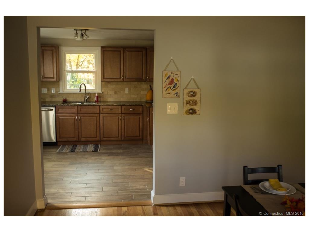 45 White Rock Dr, Windsor, CT 06095