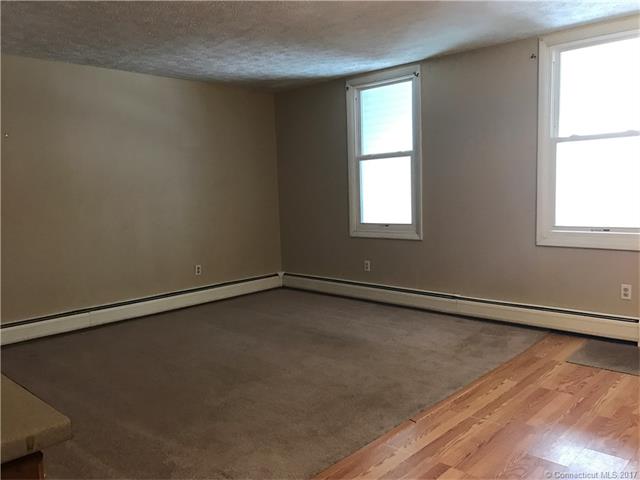 45Tunxis St #2, Windsor, CT 06095