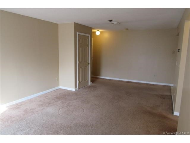 2Concorde Way #B5, Windsor Locks, CT 06096