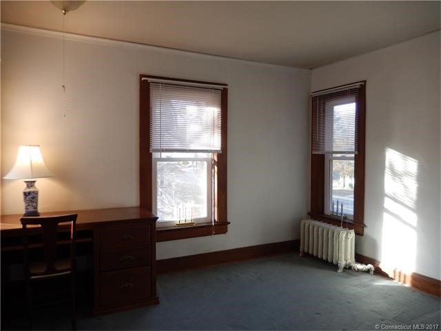 94Spring St, Windsor Locks, CT 06096
