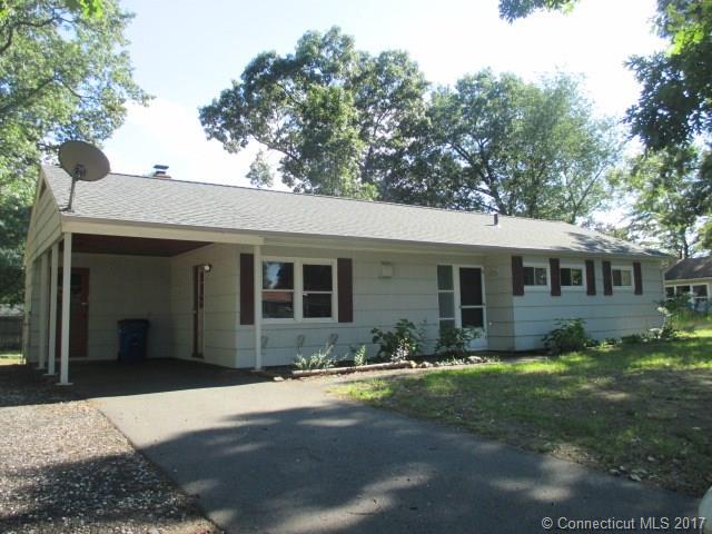 293 Green Manor Ter, Windsor Locks, CT 06096